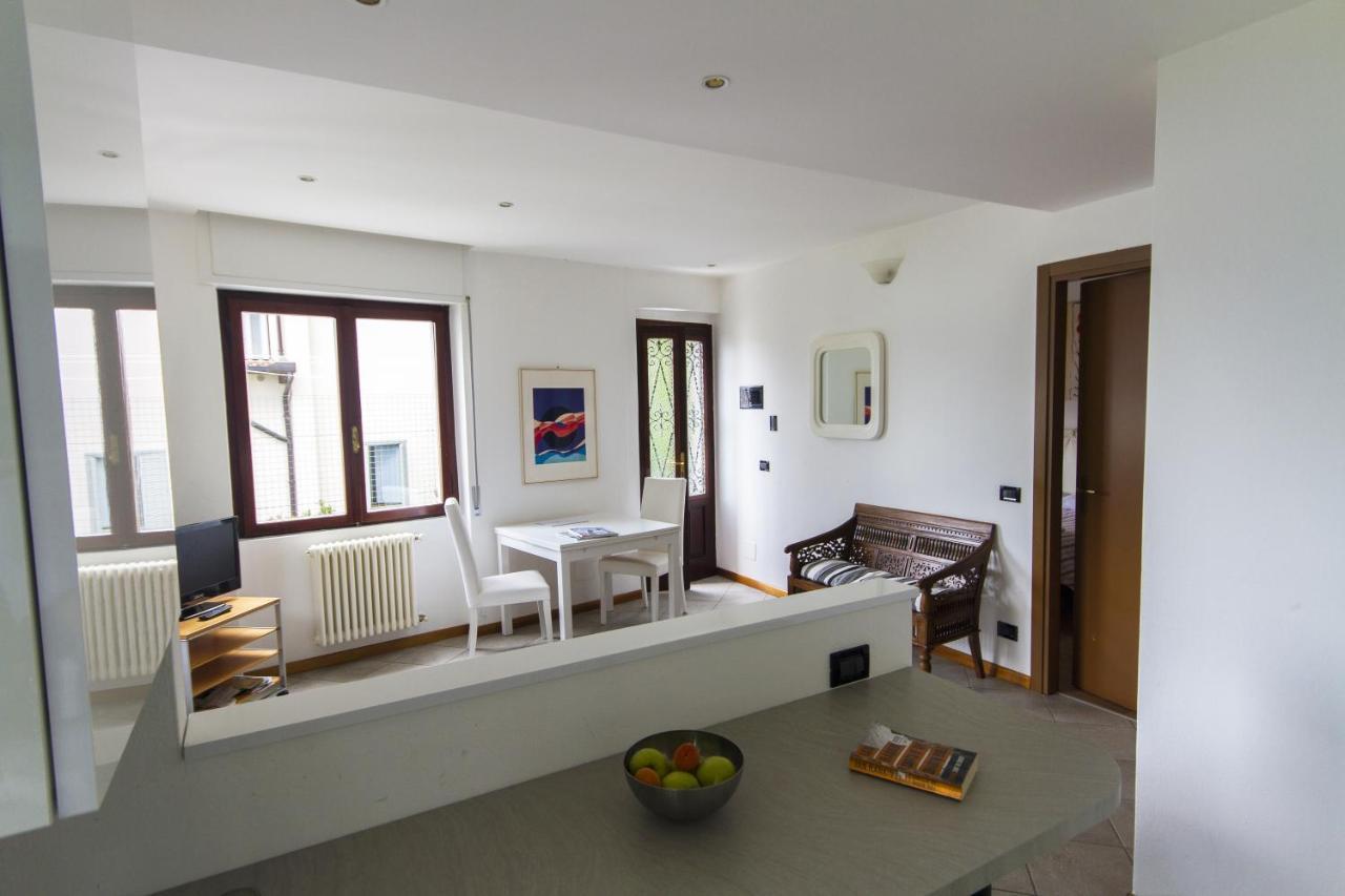 Apartment The Palm With Garden Sala Comacina Exterior photo